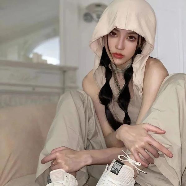 坐稳车泰欣娜